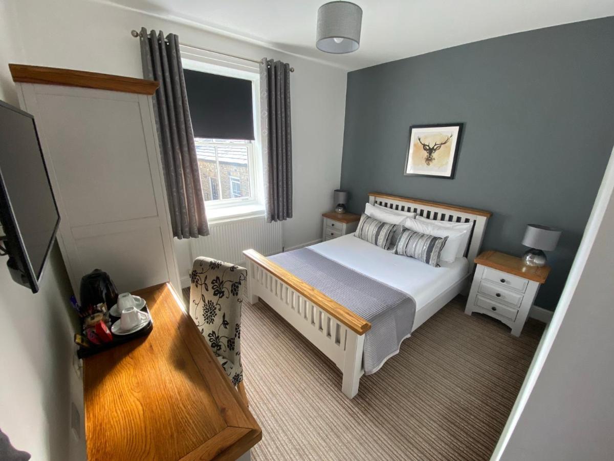 The Three Horseshoes Hotel بارنارد كاسيل المظهر الخارجي الصورة