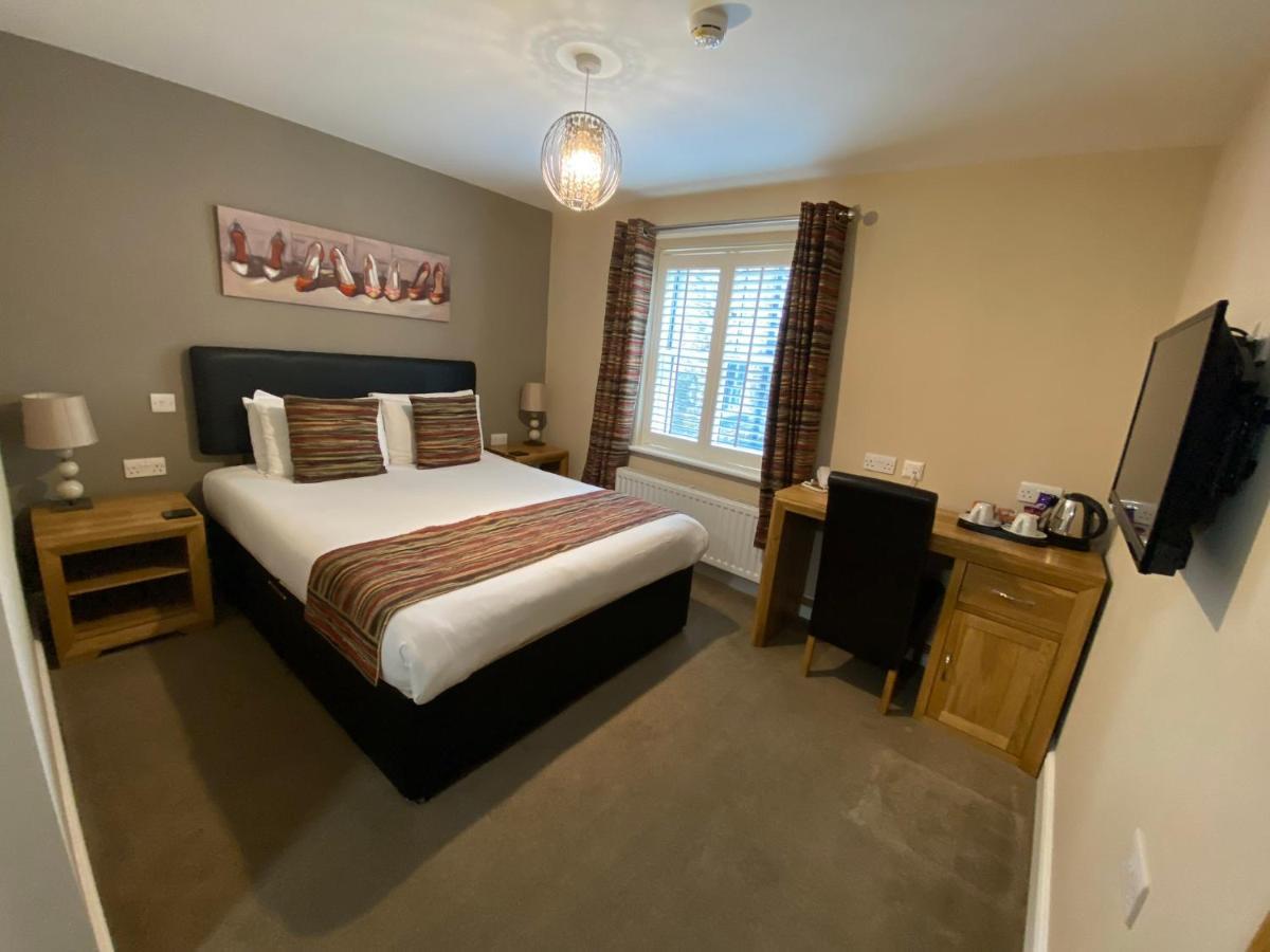 The Three Horseshoes Hotel بارنارد كاسيل المظهر الخارجي الصورة