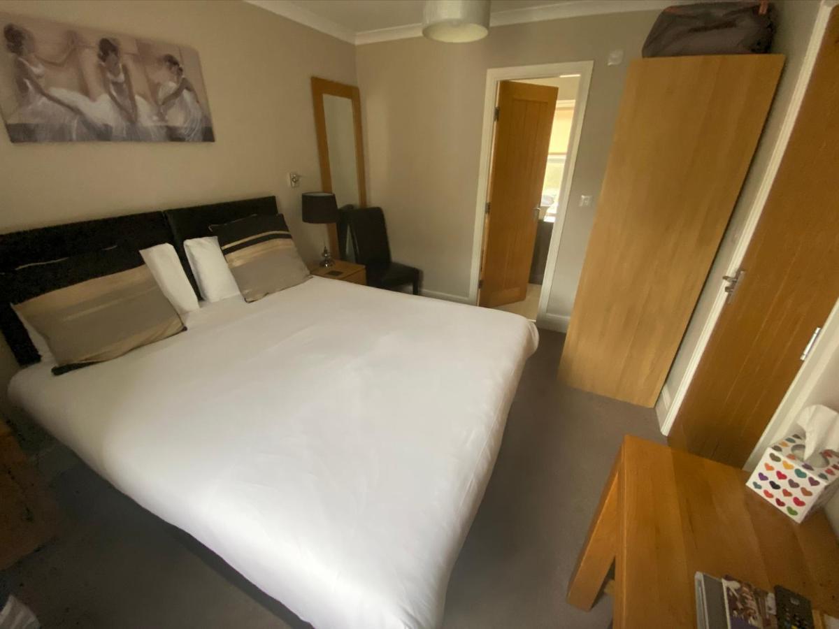 The Three Horseshoes Hotel بارنارد كاسيل المظهر الخارجي الصورة