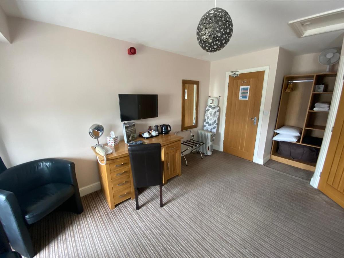 The Three Horseshoes Hotel بارنارد كاسيل المظهر الخارجي الصورة