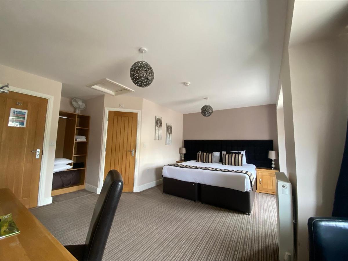 The Three Horseshoes Hotel بارنارد كاسيل المظهر الخارجي الصورة
