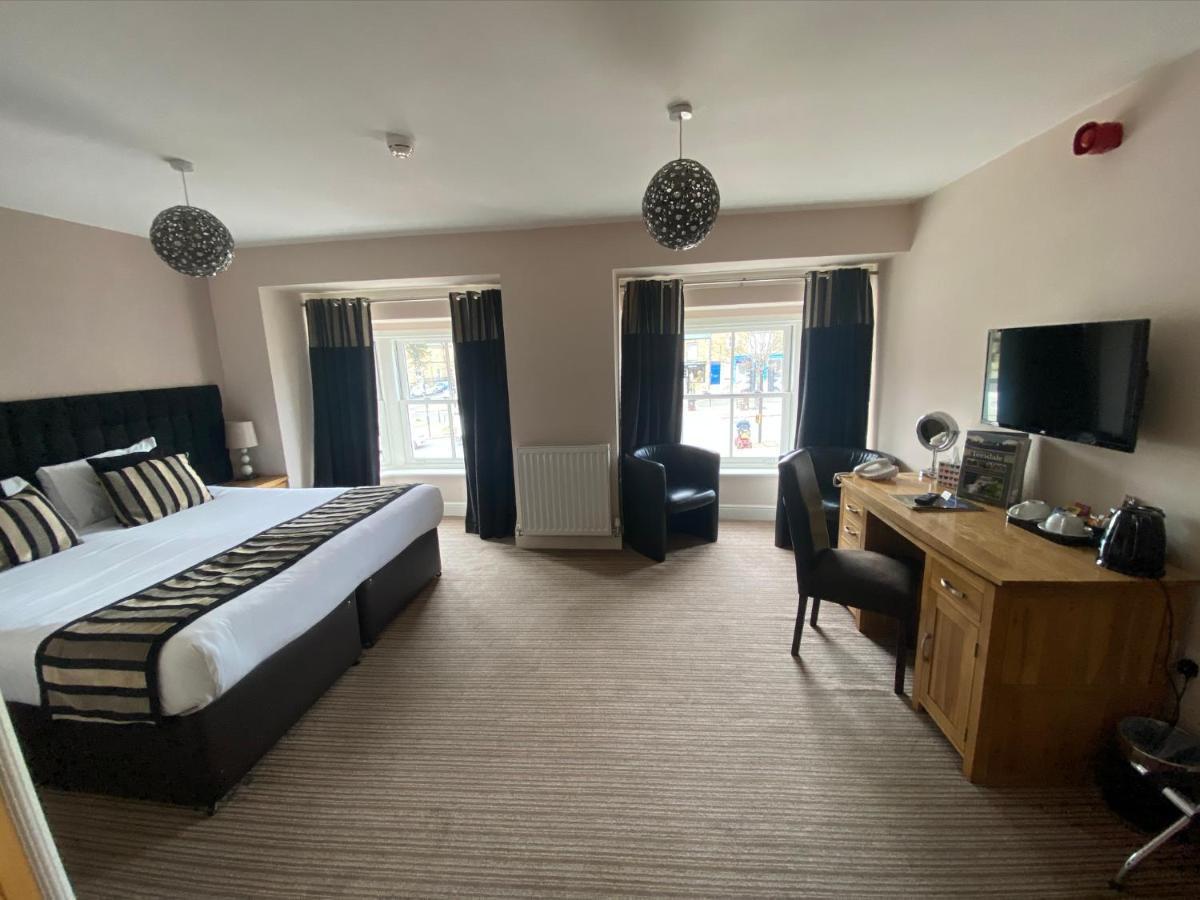 The Three Horseshoes Hotel بارنارد كاسيل المظهر الخارجي الصورة