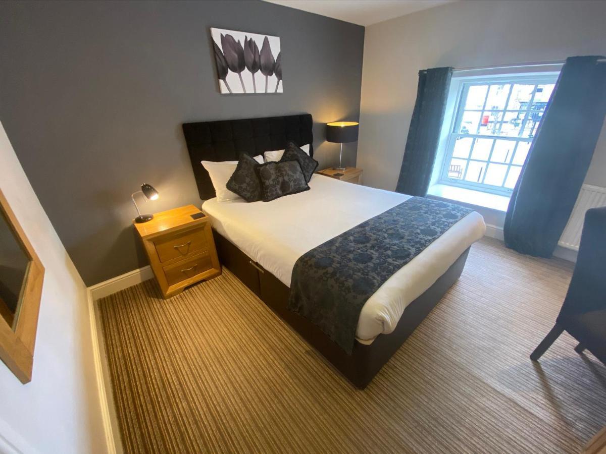 The Three Horseshoes Hotel بارنارد كاسيل المظهر الخارجي الصورة