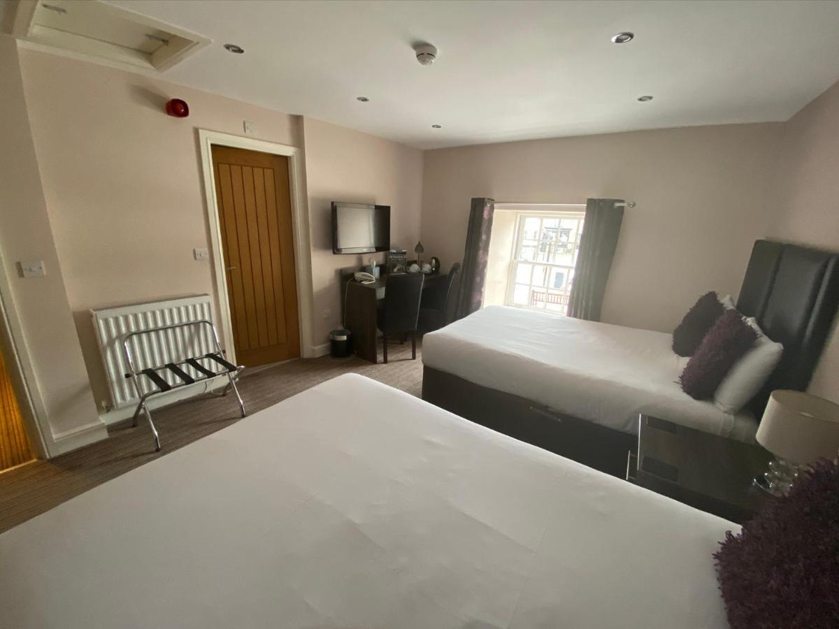 The Three Horseshoes Hotel بارنارد كاسيل المظهر الخارجي الصورة